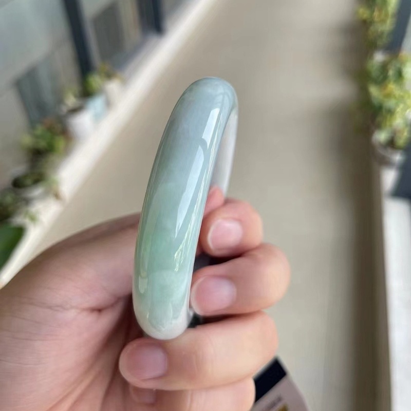 Myanmar Natural Jade , Peace B - Lighting review and price