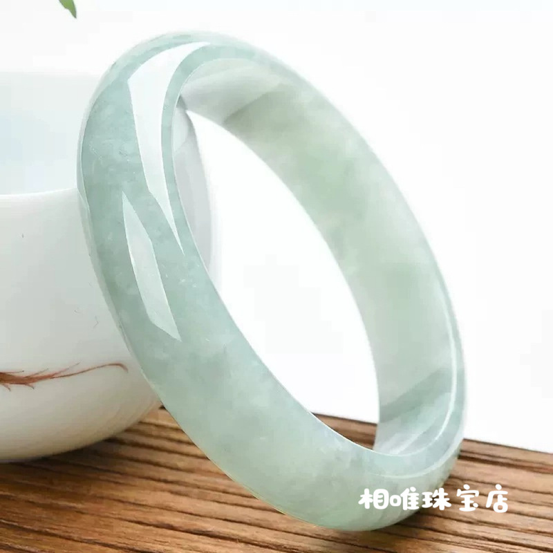 bracelet, icey and waxy oil ba - Lighting review and price