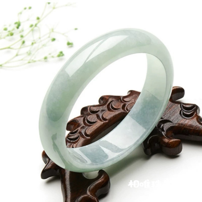 bracelet, icey and waxy oil ba - Lighting review and price